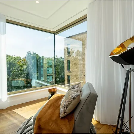 301 @ Ryedale House
