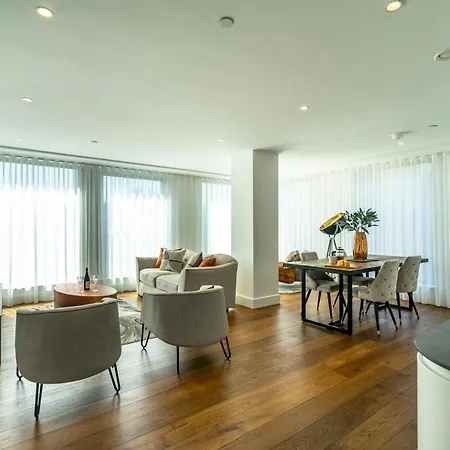 301 @ Ryedale House *